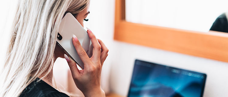 Téléphonie d'entreprise : pourquoi mettre en place un serveur vocal interactif ?